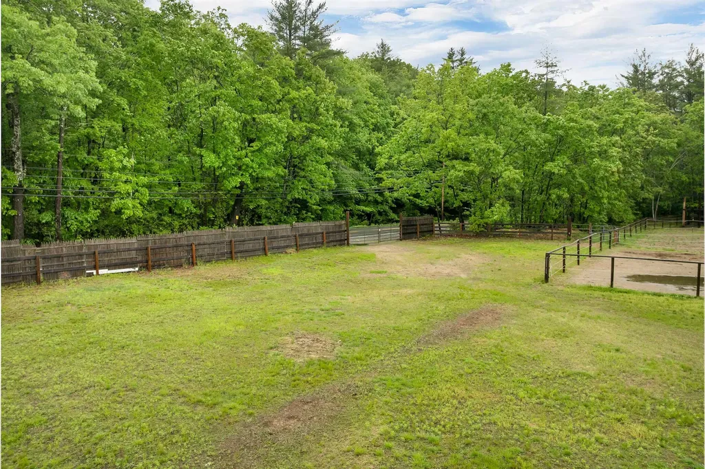 341 Hill Road Franklin NH 03235