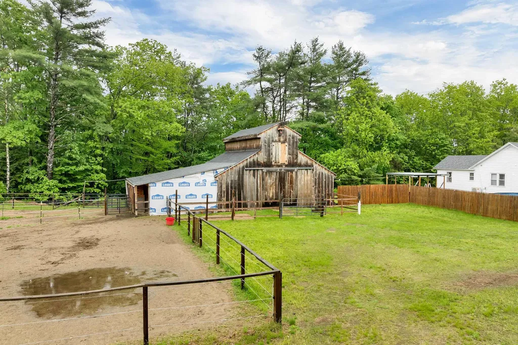 341 Hill Road Franklin NH 03235