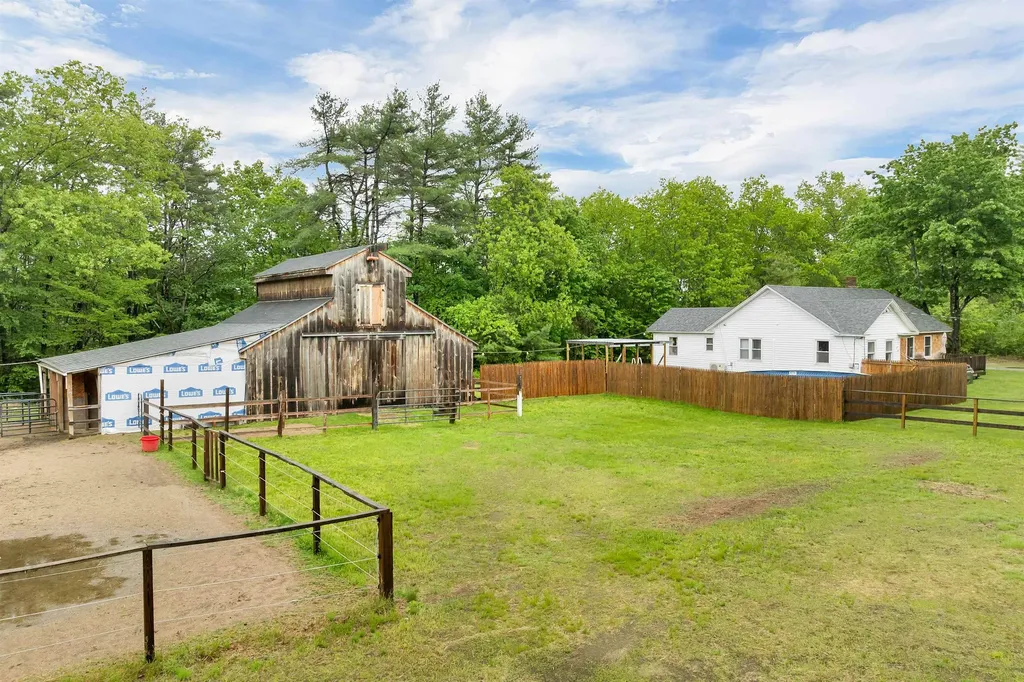 341 Hill Road Franklin NH 03235