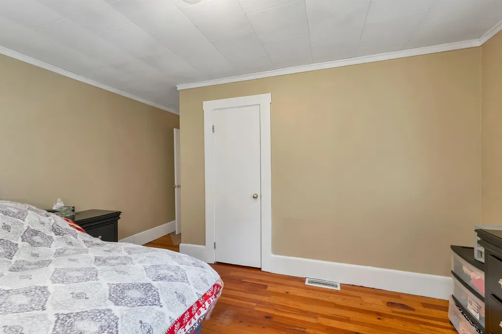 341 Hill Road Franklin NH 03235