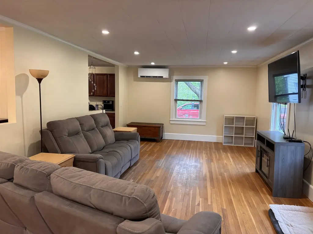 341 Hill Road Franklin NH 03235