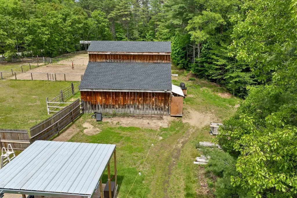 341 Hill Road Franklin NH 03235