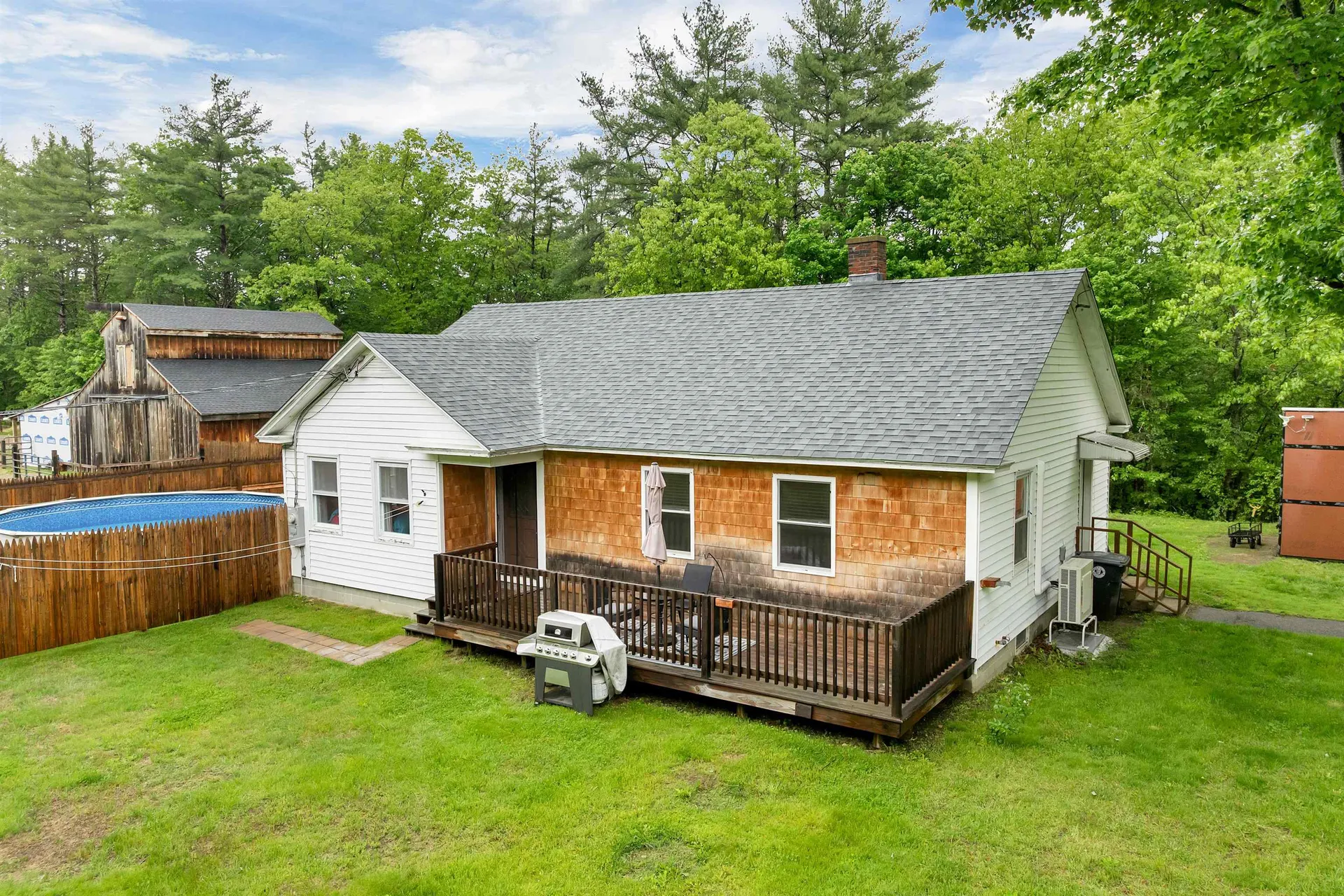 341 Hill Road Franklin NH 03235