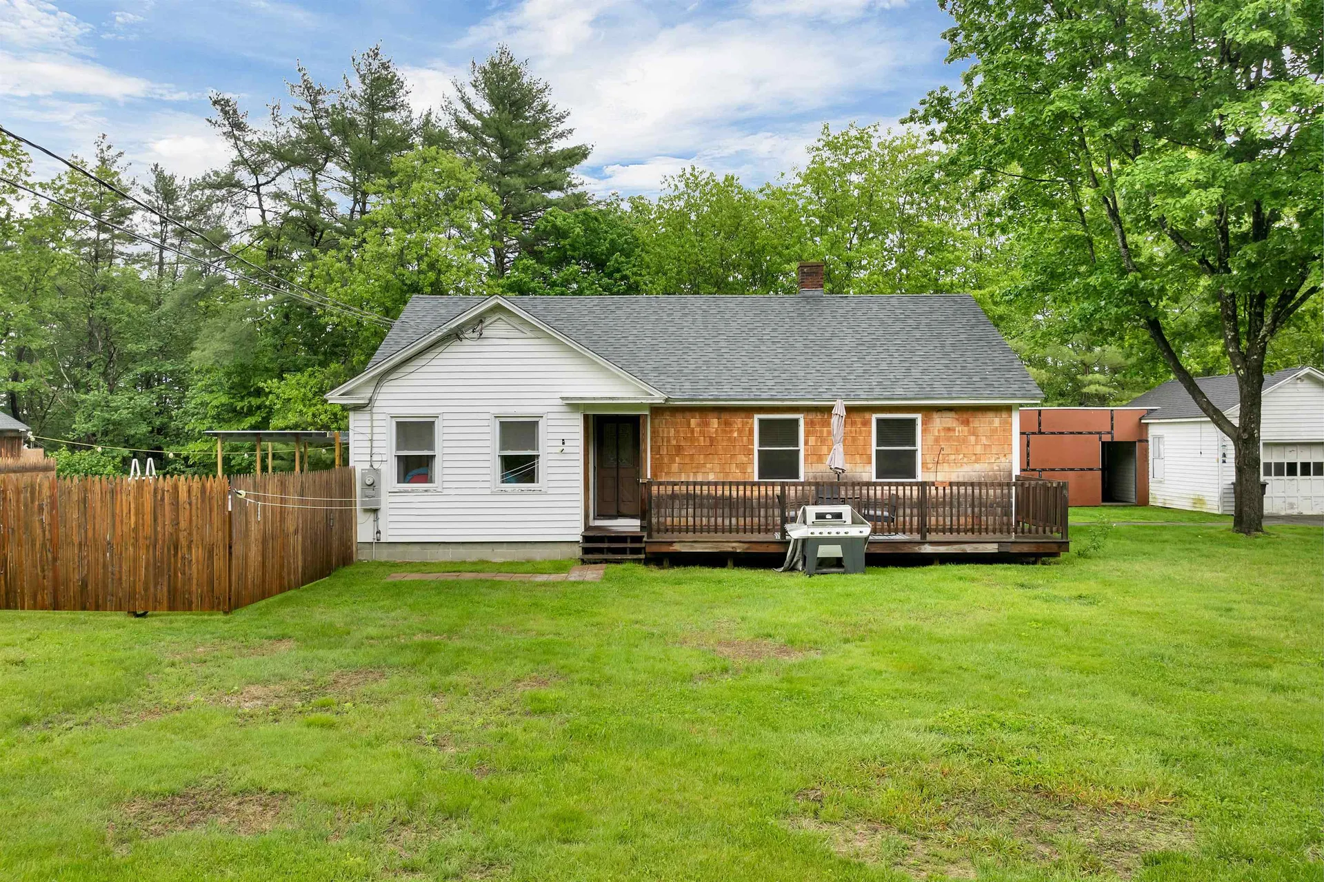 341 Hill Road Franklin NH 03235