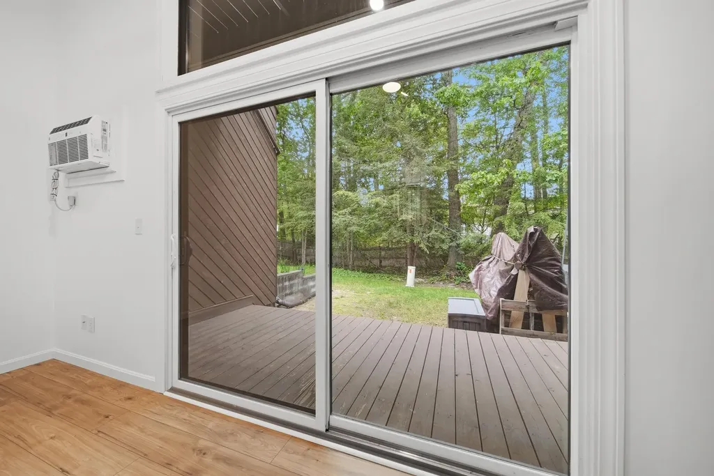 25 Silverton Drive Nashua NH 03062
