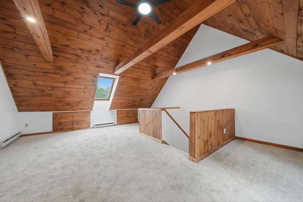 25 Silverton Drive Nashua NH 03062