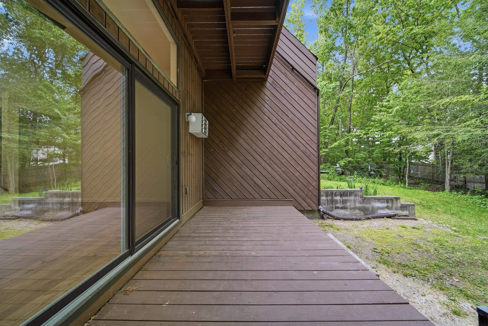 25 Silverton Drive Nashua NH 03062