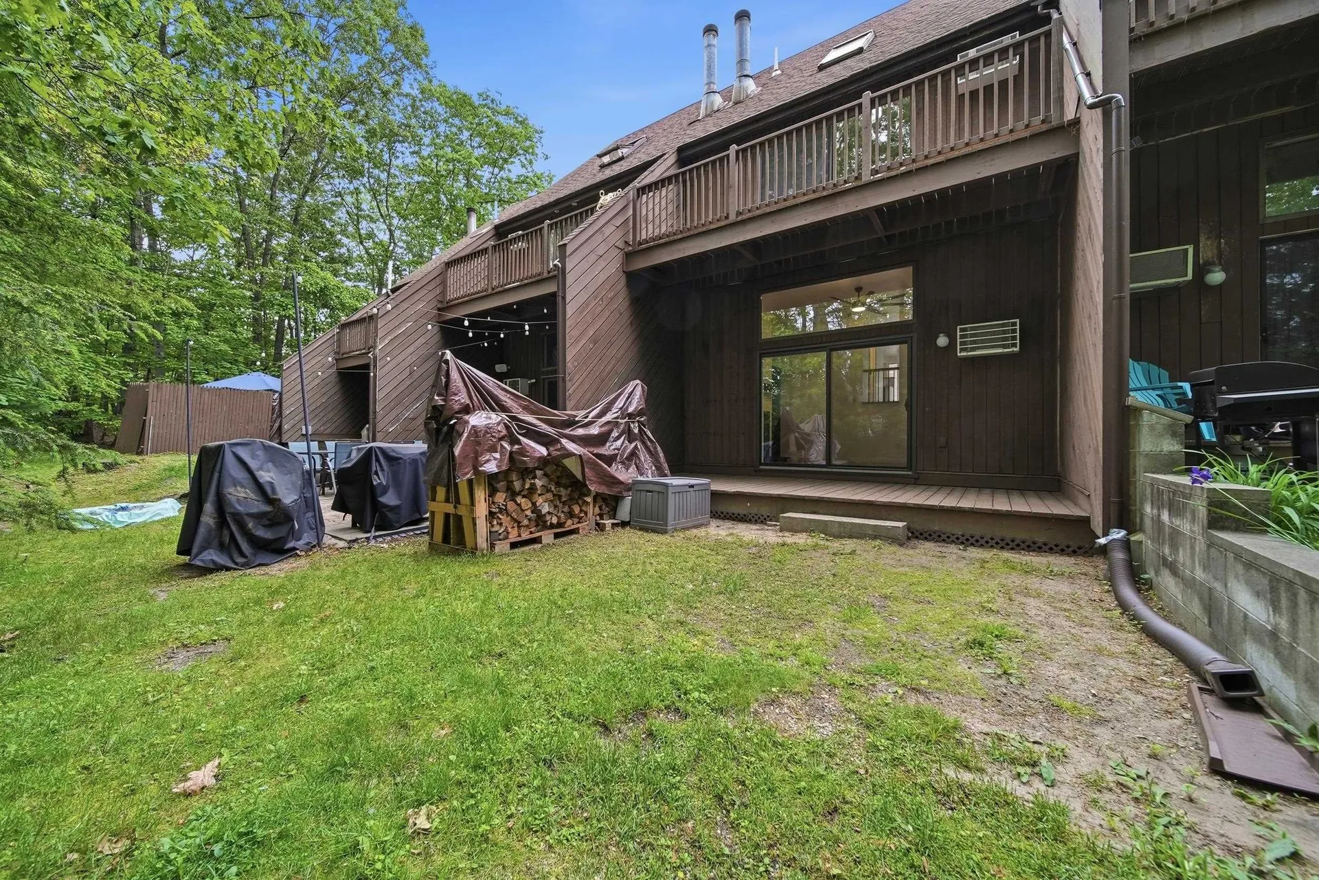 25 Silverton Drive Nashua NH 03062