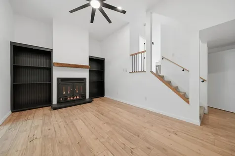 25 Silverton Drive Nashua NH 03062