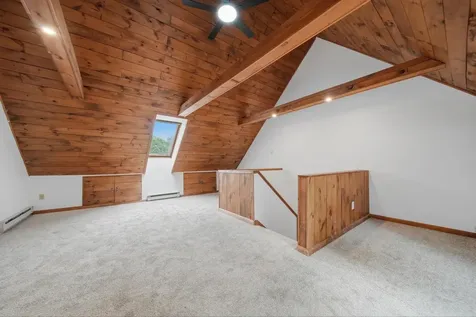 25 Silverton Drive Nashua NH 03062