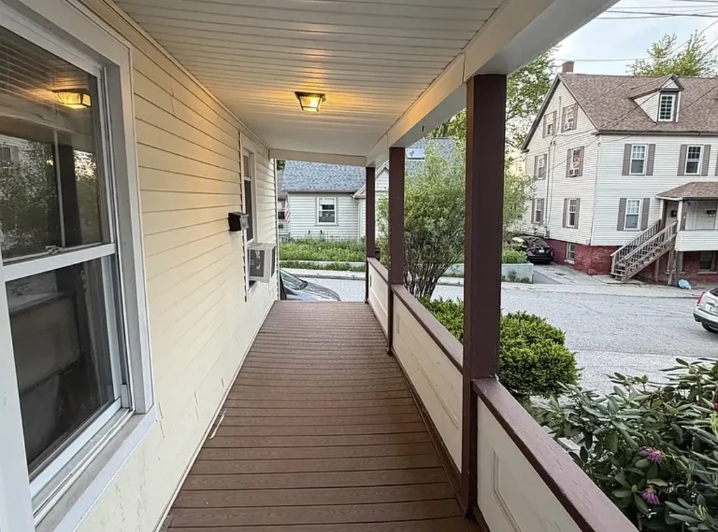 12 Mount Auburn Street Somersworth NH 03878