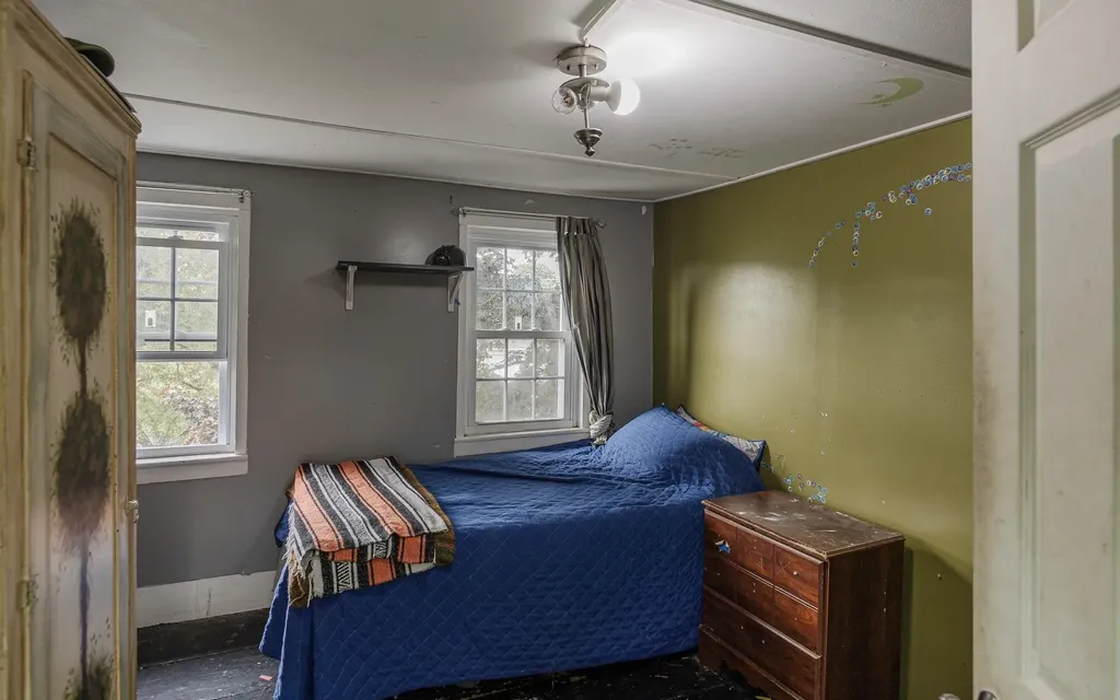 102 Goodell Avenue Swanzey NH 03446