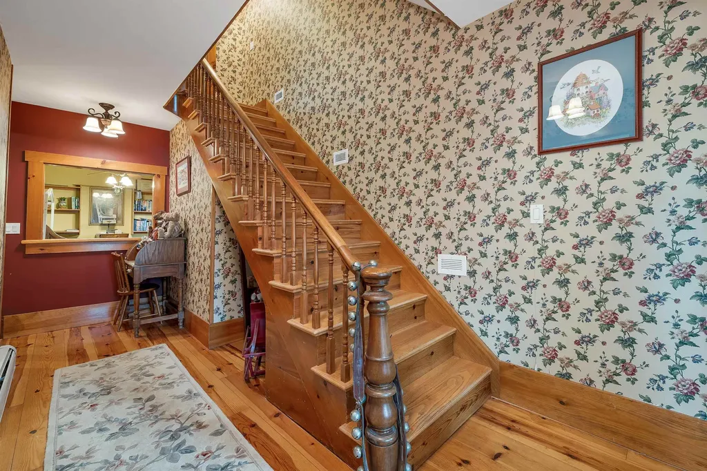 2384 White Mountain Highway Conway NH 03860