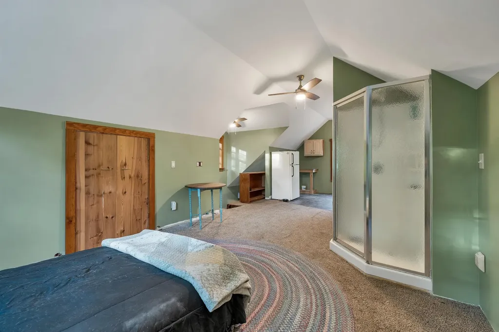 2384 White Mountain Highway Conway NH 03860
