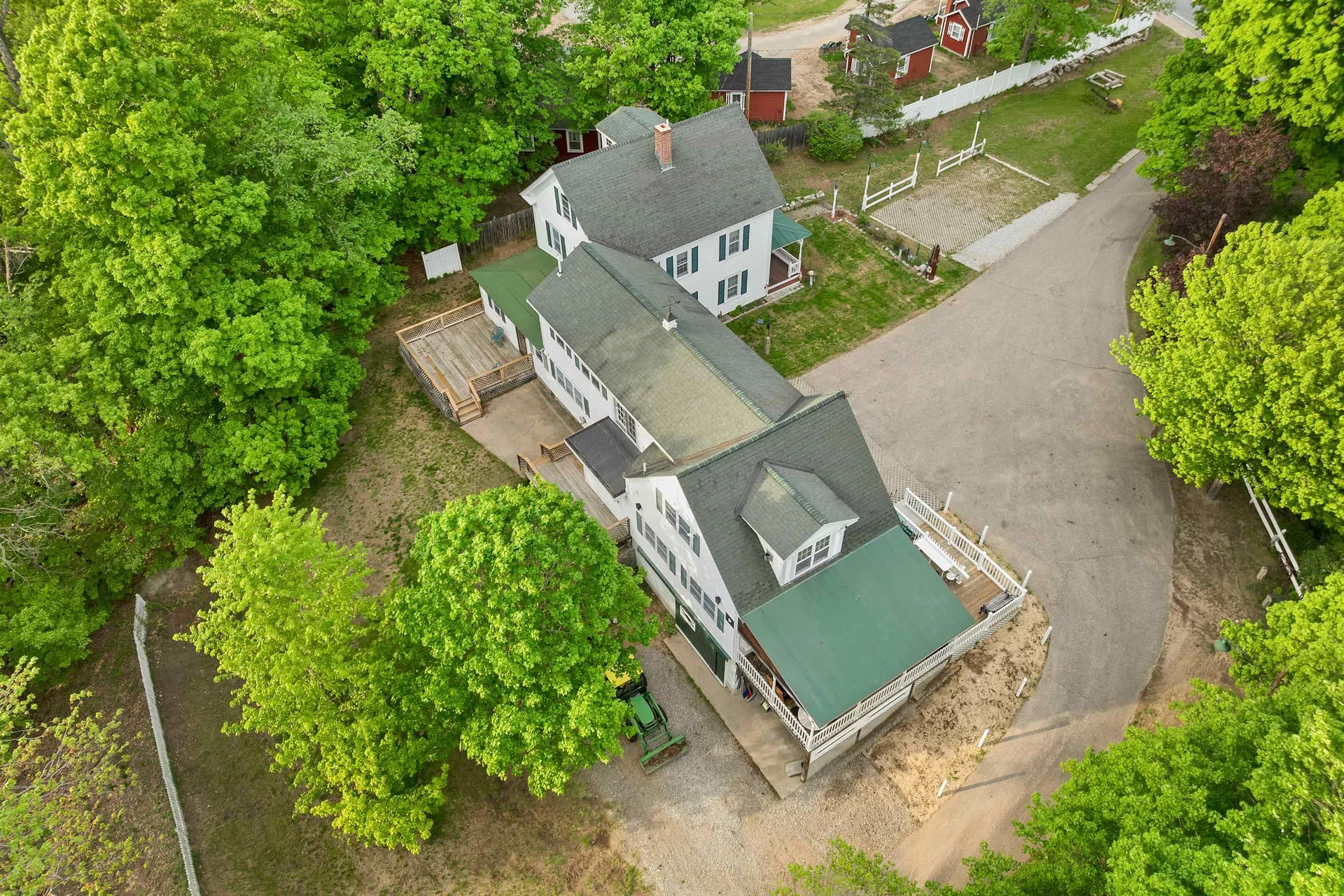 2384 White Mountain Highway Conway NH 03860