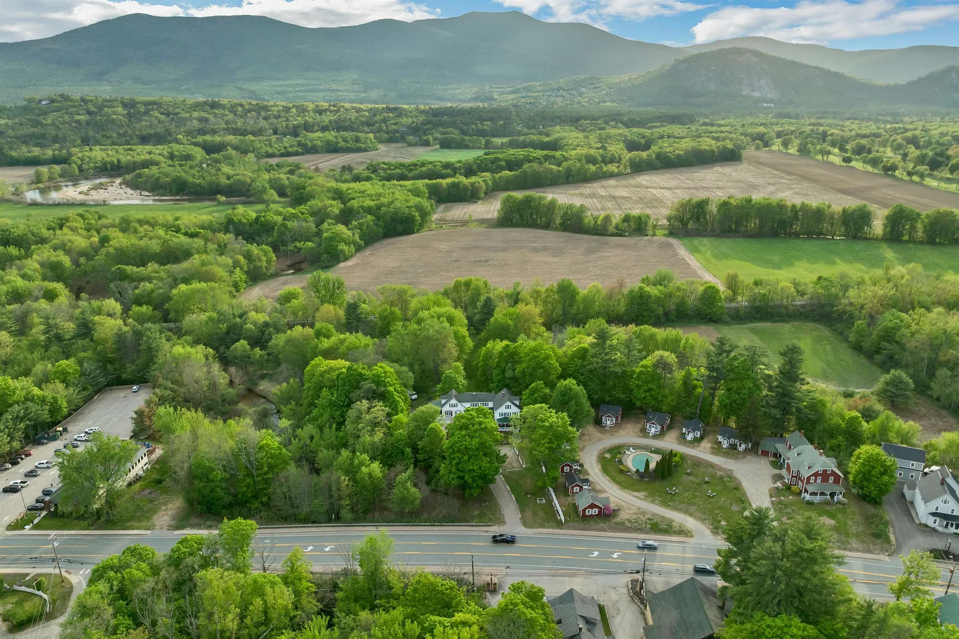 2384 White Mountain Highway Conway NH 03860