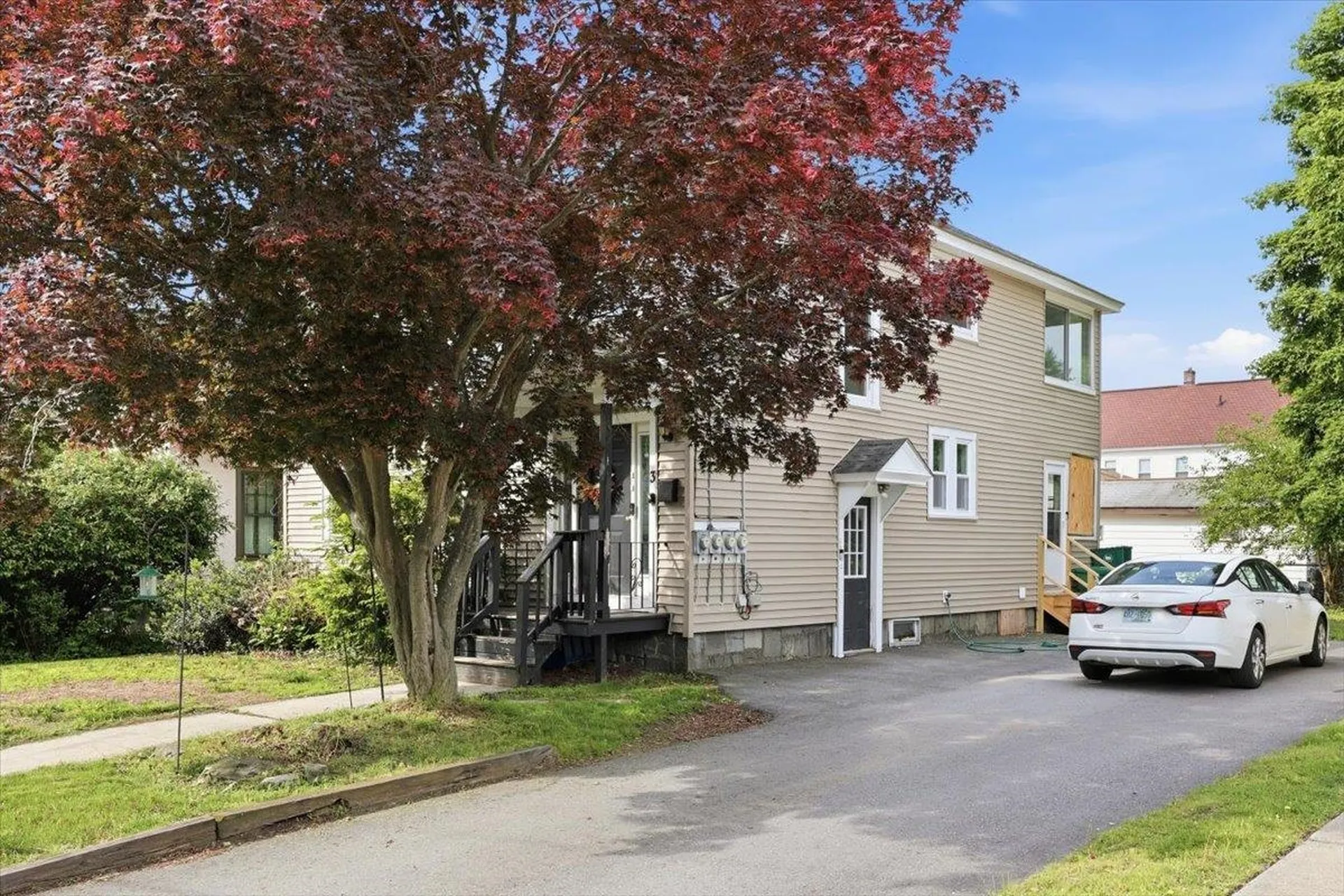 3 Sawyer Street Nashua NH 03060