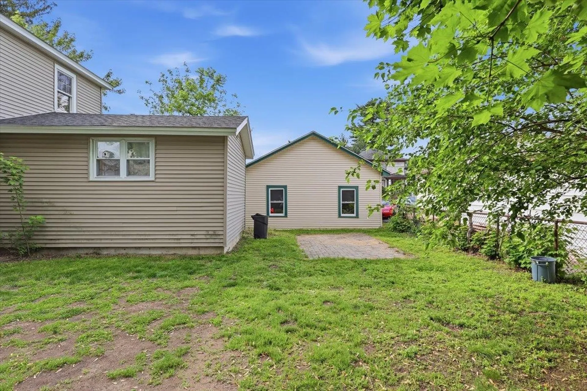 3 Sawyer Street Nashua NH 03060