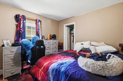 3 Sawyer Street Nashua NH 03060