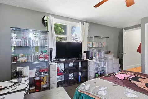 3 Sawyer Street Nashua NH 03060