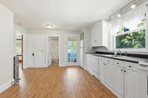 3 Sawyer Street Nashua NH 03060