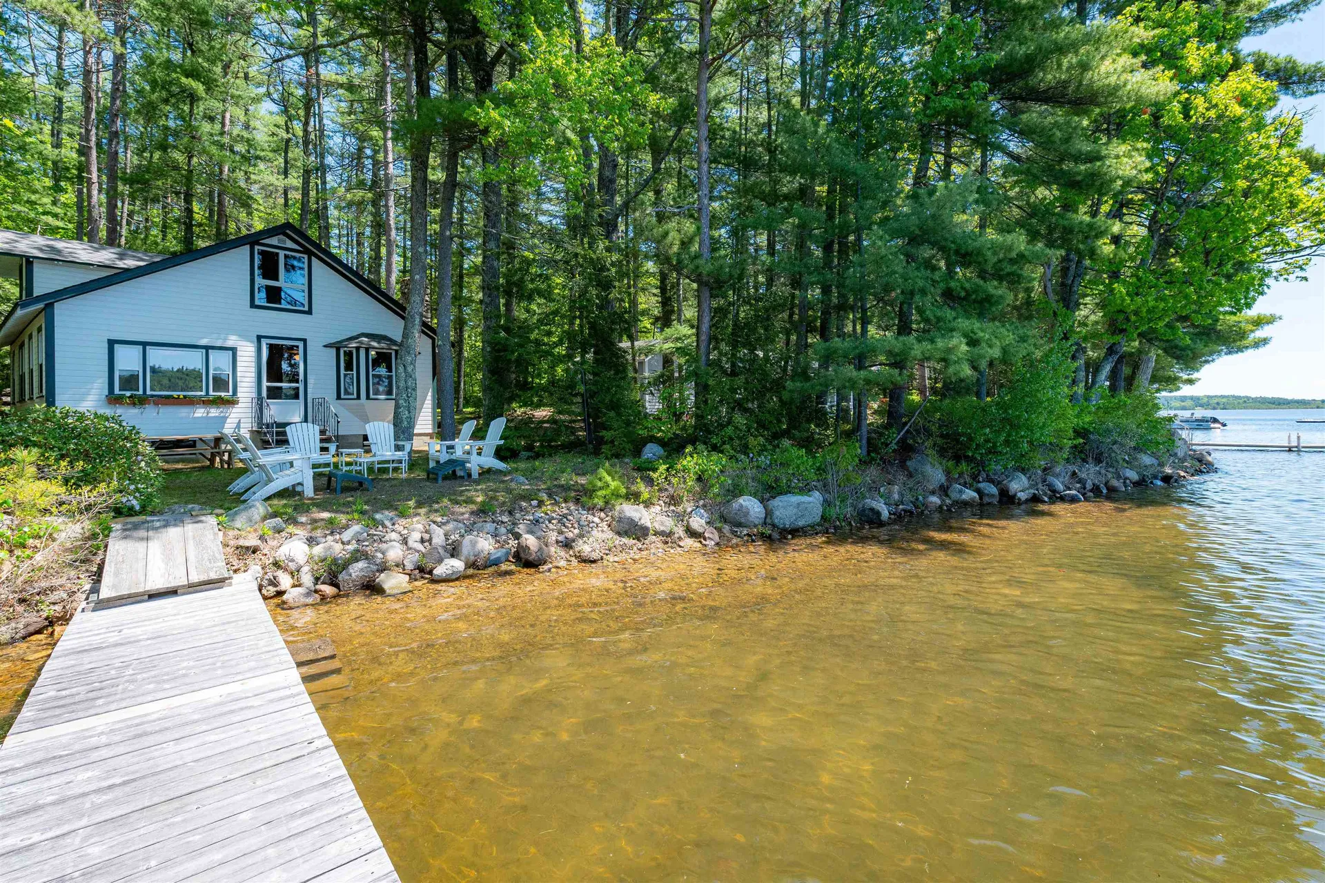 35 Oak Avenue Effingham NH 03882