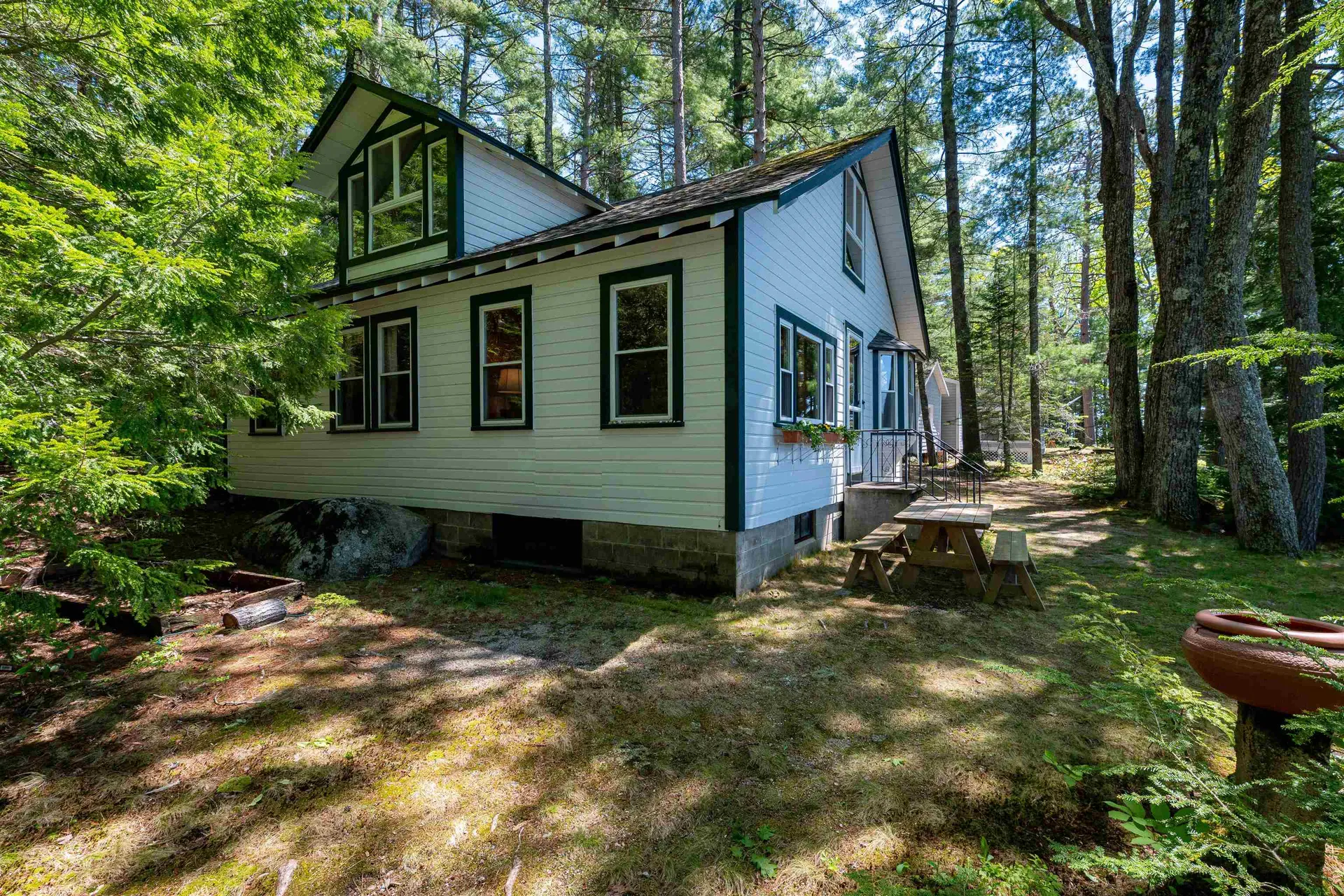 35 Oak Avenue Effingham NH 03882
