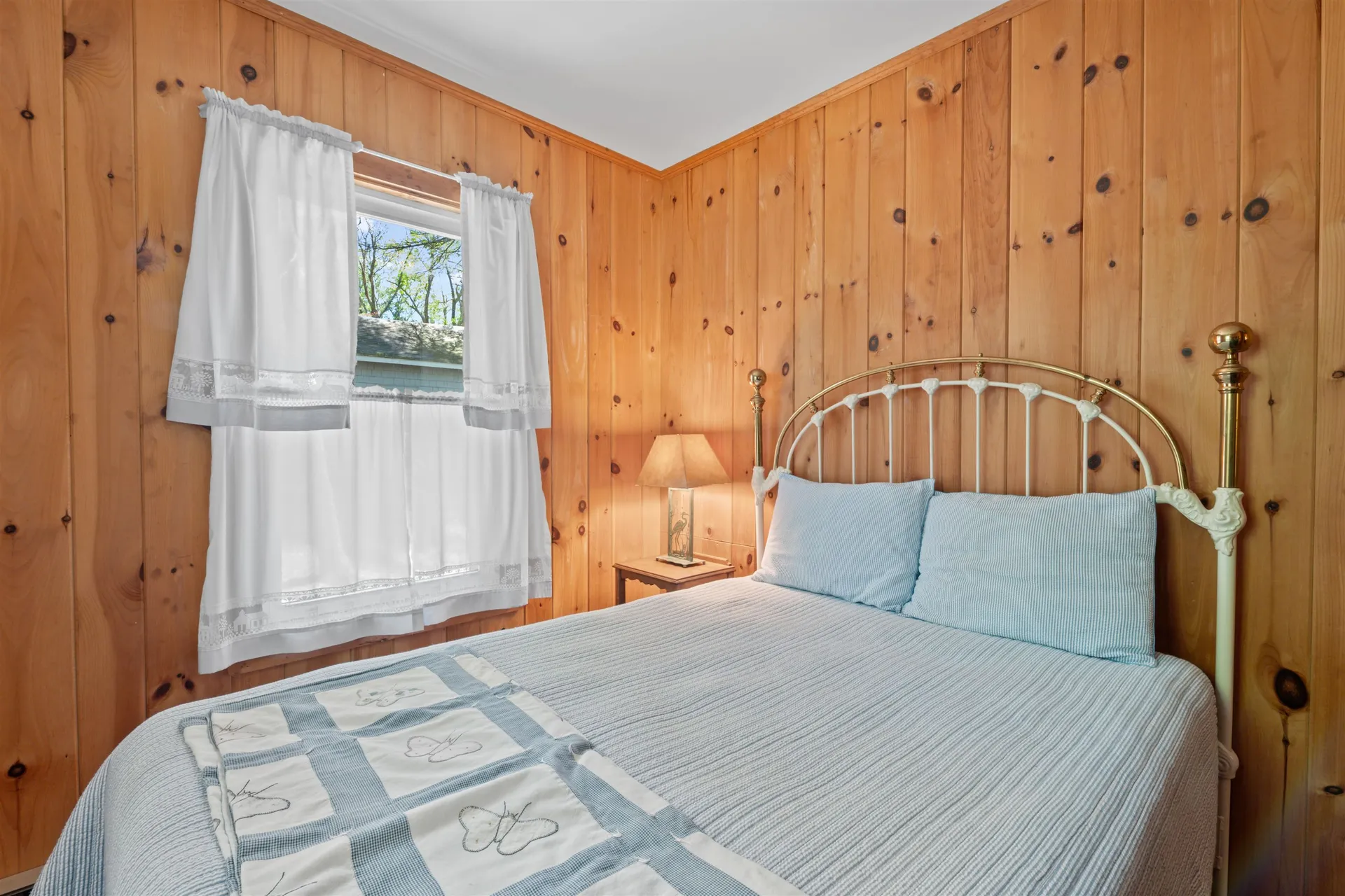35 Oak Avenue Effingham NH 03882