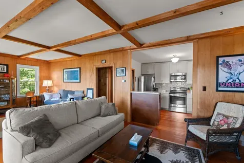 35 Oak Avenue Effingham NH 03882