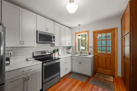 35 Oak Avenue Effingham NH 03882