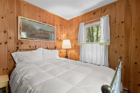35 Oak Avenue Effingham NH 03882
