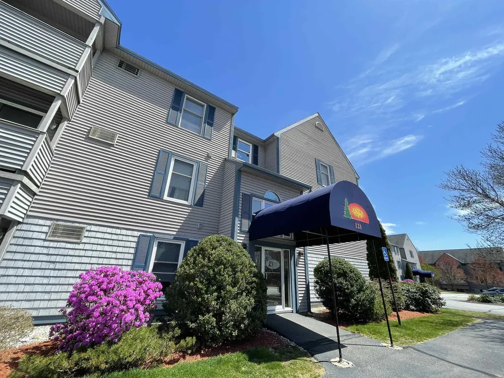 121 Eastern Avenue Manchester NH 03104