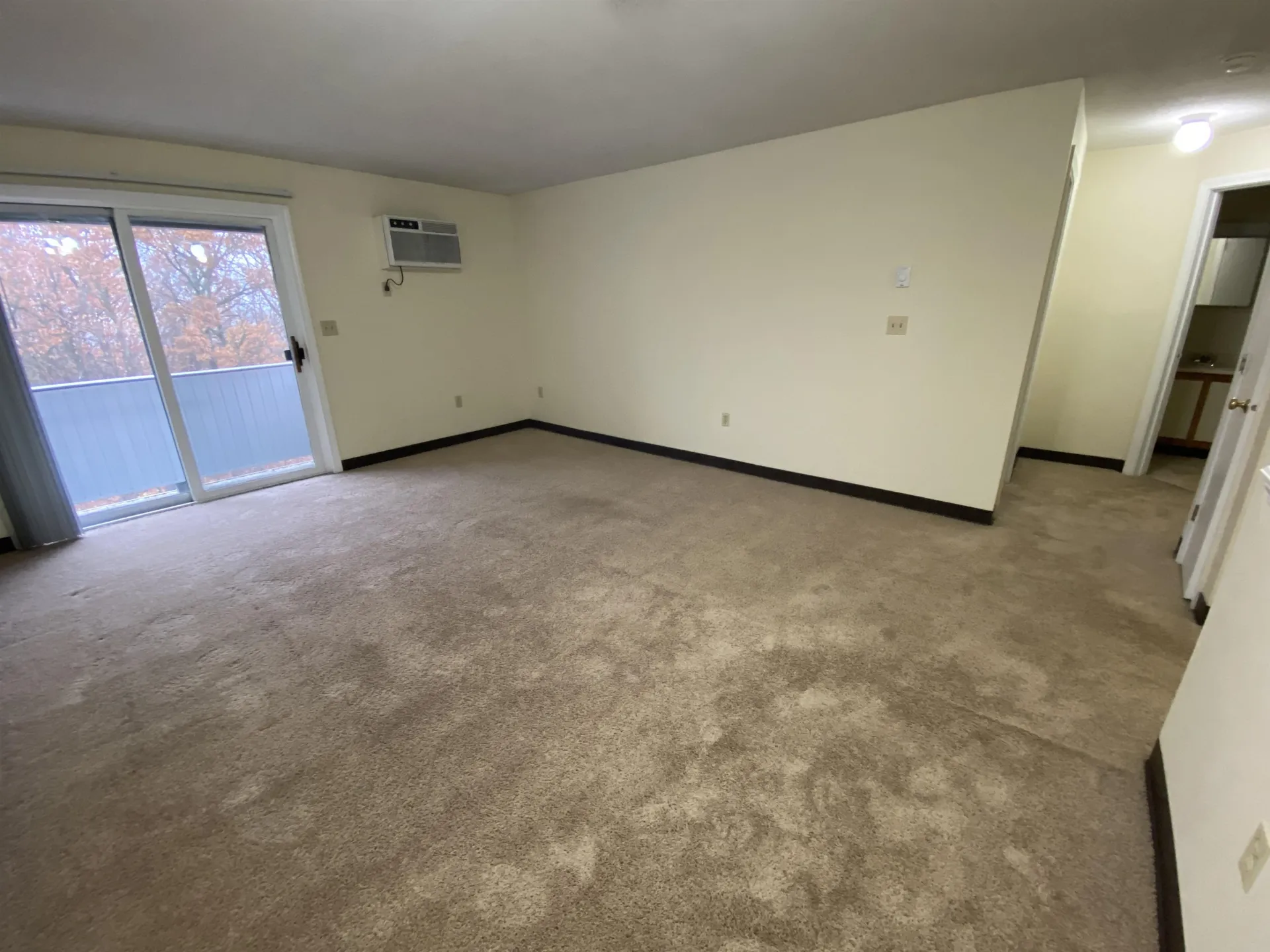 121 Eastern Avenue Manchester NH 03104
