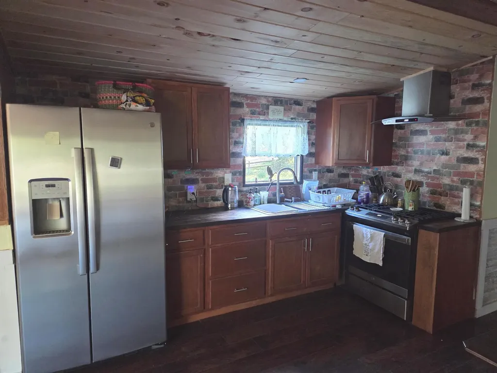 35 Reed Farm Road Newport NH 03773