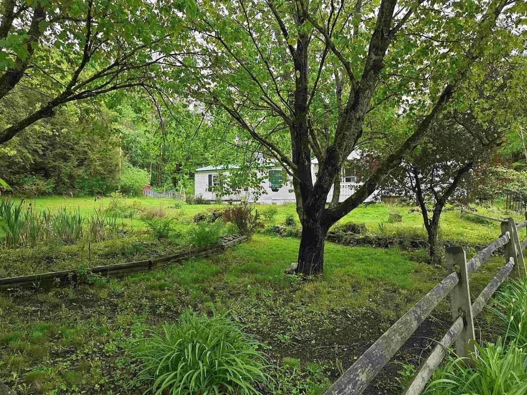 35 Reed Farm Road Newport NH 03773