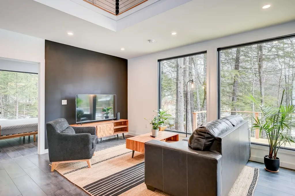 18 Woody Lane Bartlett NH 03812