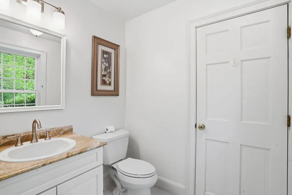 16 Storybrook Lane Amherst NH 03031