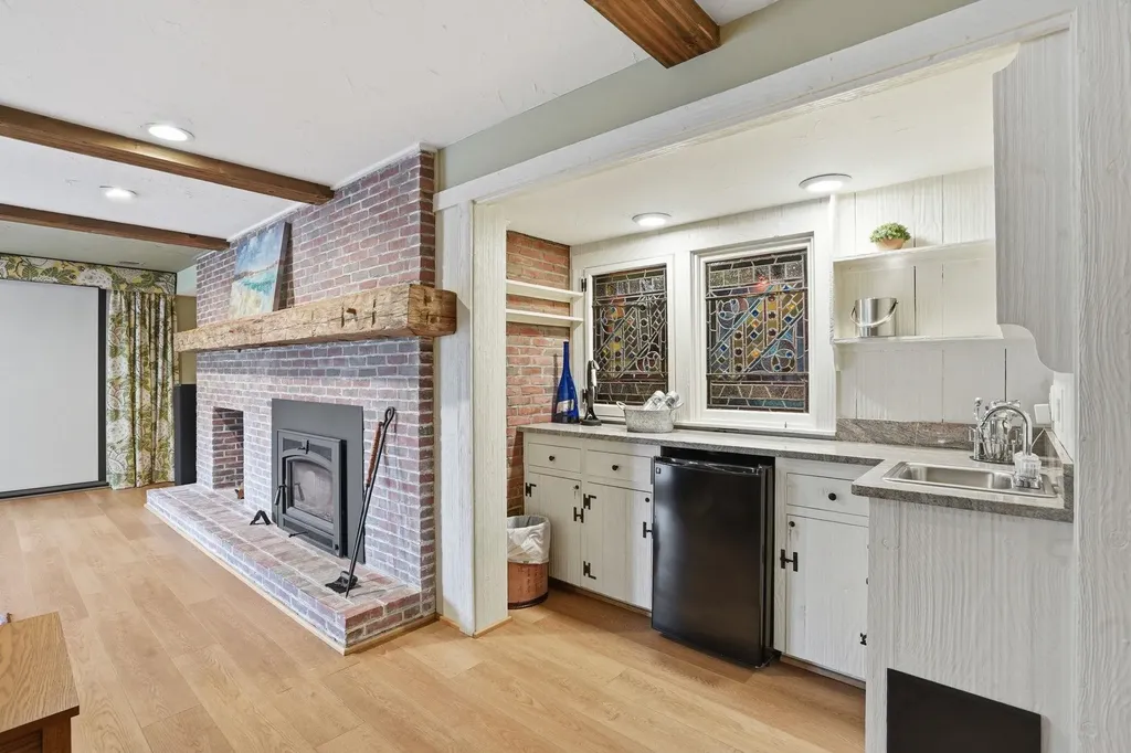 16 Storybrook Lane Amherst NH 03031