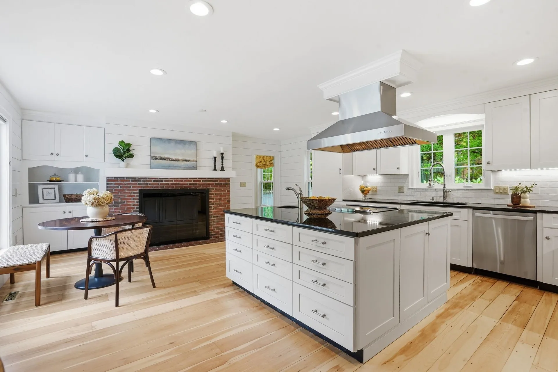 16 Storybrook Lane Amherst NH 03031