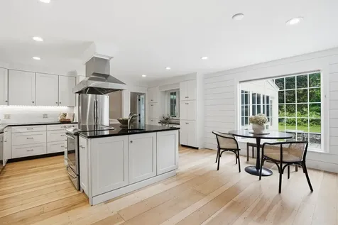 16 Storybrook Lane Amherst NH 03031