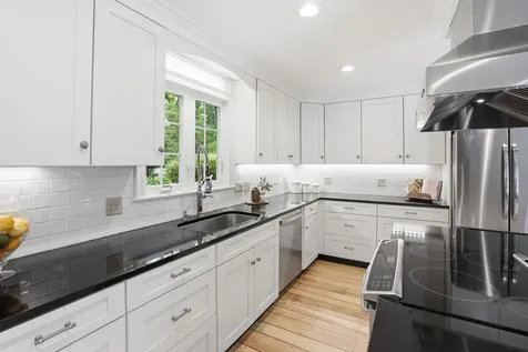 16 Storybrook Lane Amherst NH 03031