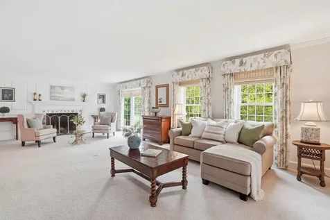 16 Storybrook Lane Amherst NH 03031