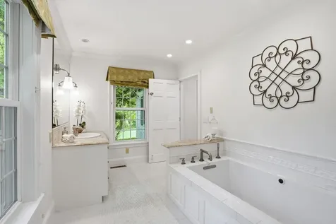 16 Storybrook Lane Amherst NH 03031