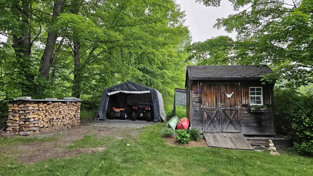 1610 North Road Newbury VT 05051