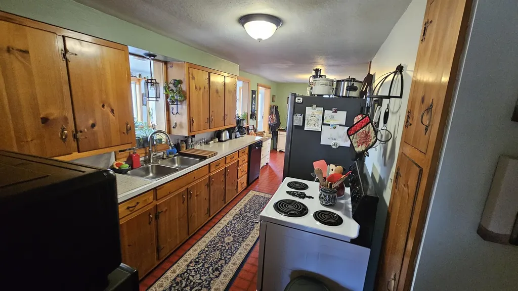 1610 North Road Newbury VT 05051