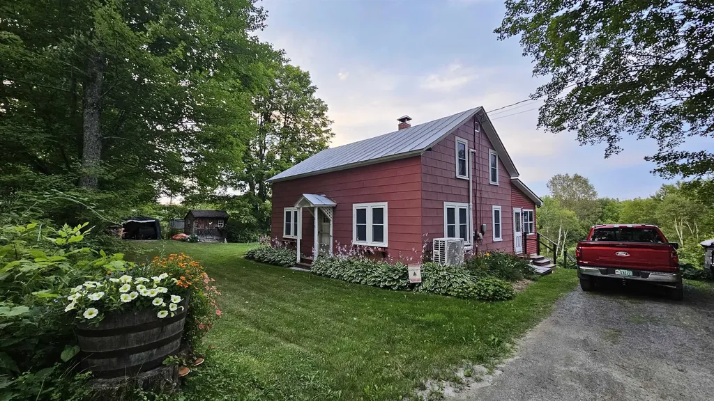 1610 North Road Newbury VT 05051