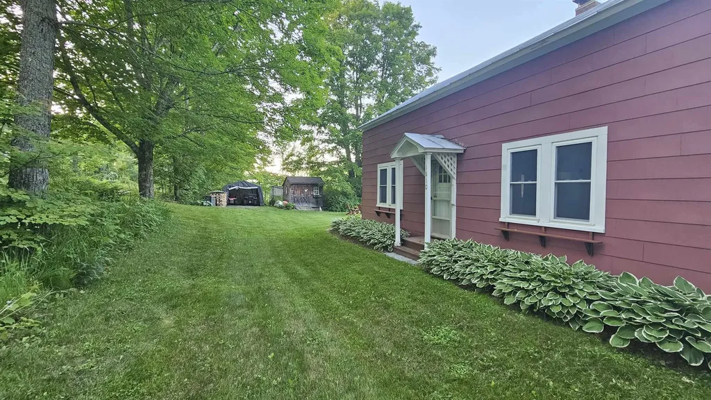 1610 North Road Newbury VT 05051