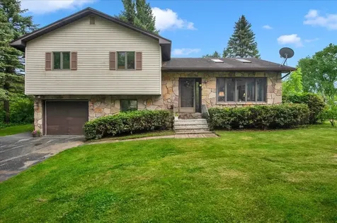 6 Meadowbrook Lane St. Albans Town VT 05478