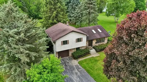 6 Meadowbrook Lane St. Albans Town VT 05478