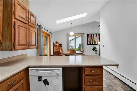 6 Meadowbrook Lane St. Albans Town VT 05478